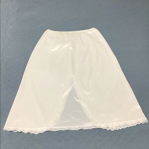 Vanity Fair Vintage Half Slip U.S.A. Made Sz M